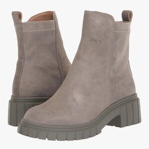 Blondo womens Prestly WaterproofFashion Boot size 8